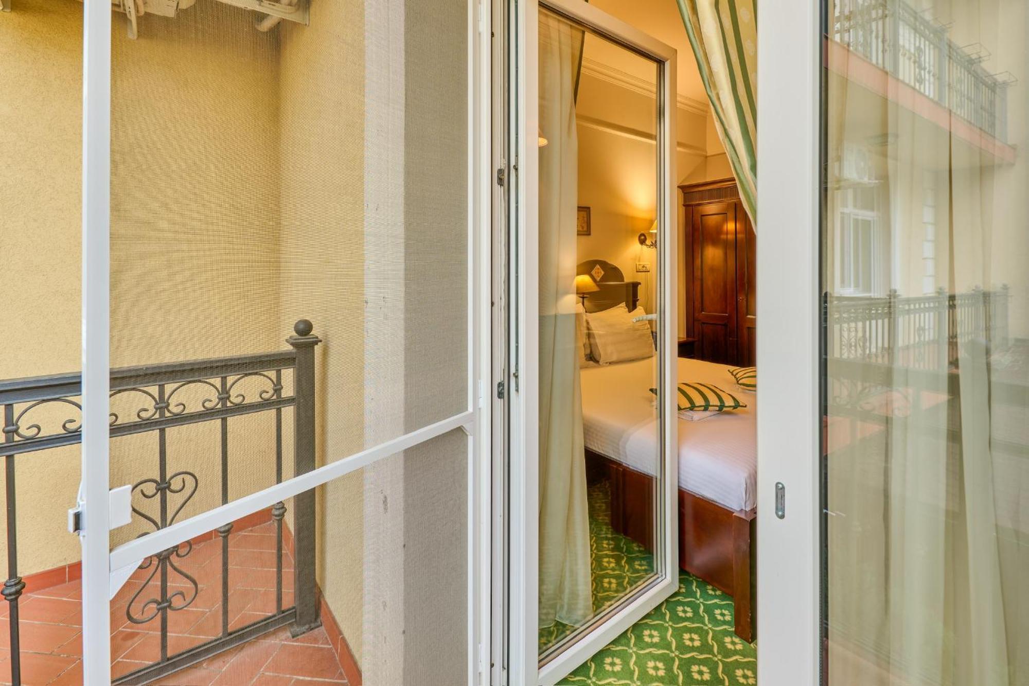 Hotel Classico Timisoara Bagian luar foto