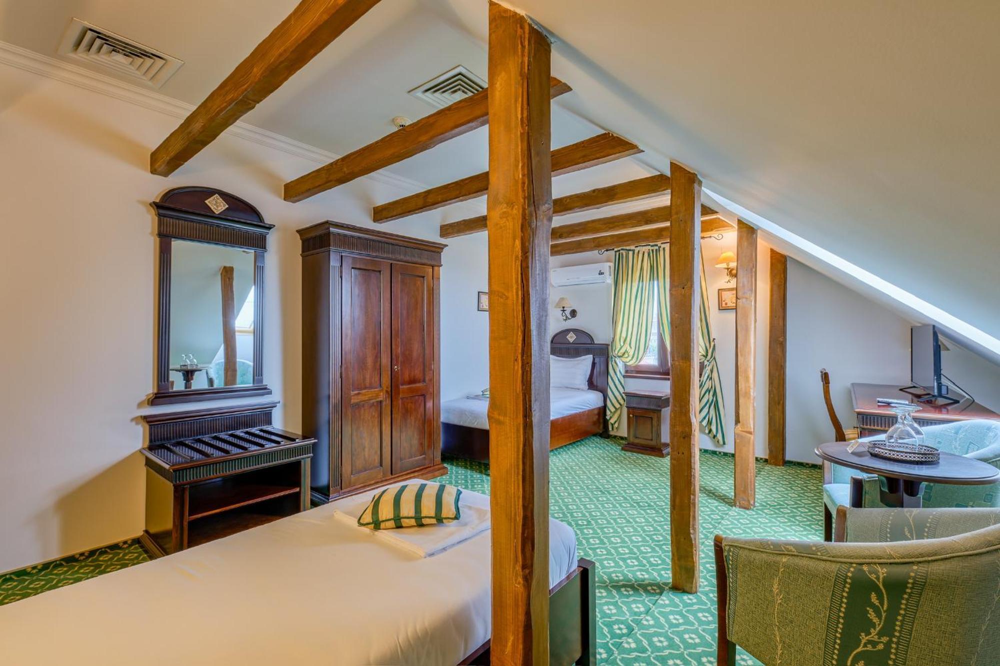 Hotel Classico Timisoara Bagian luar foto