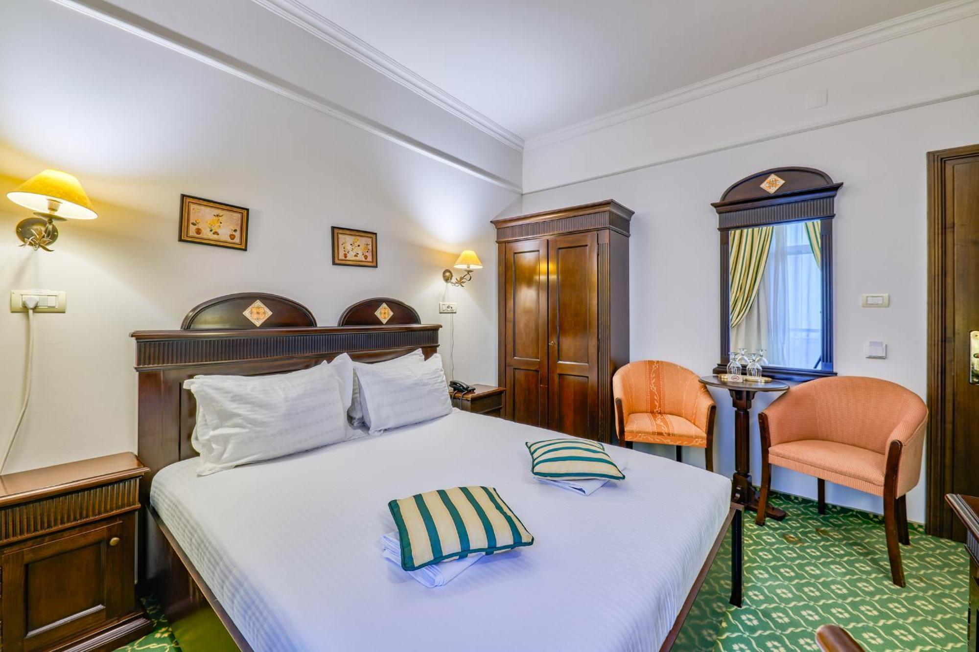 Hotel Classico Timisoara Bagian luar foto