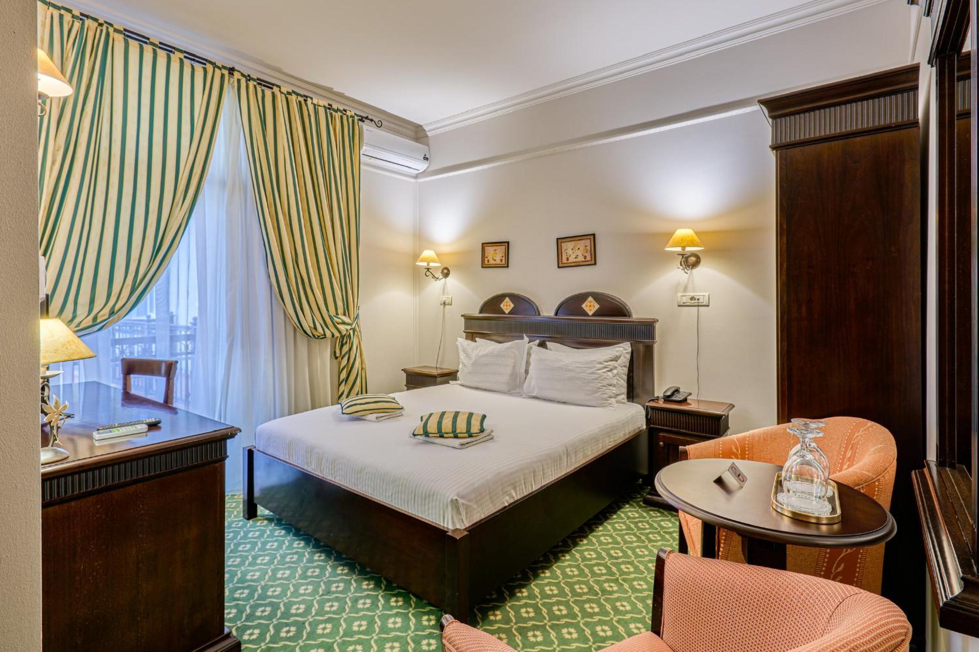 Hotel Classico Timisoara Bagian luar foto